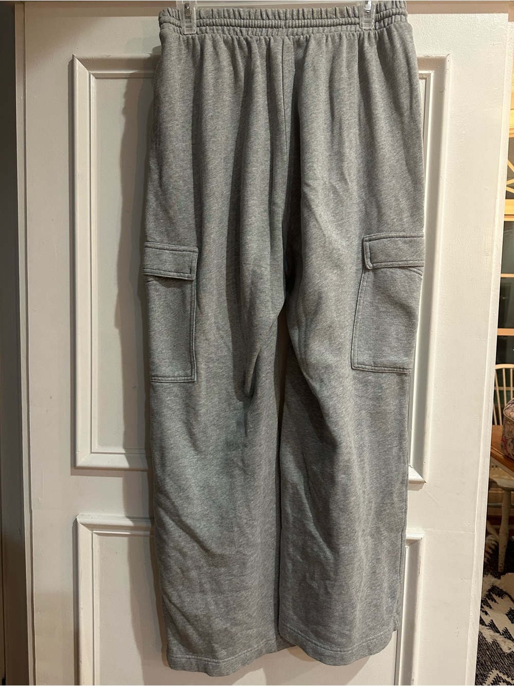 Old Navy Grey Cargo Sweatpants - Casual Utility Style
